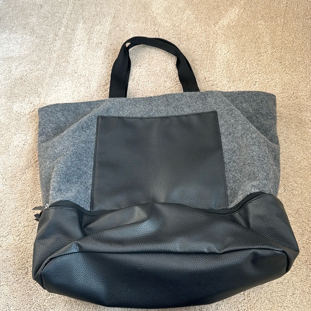 DSW weekend bag